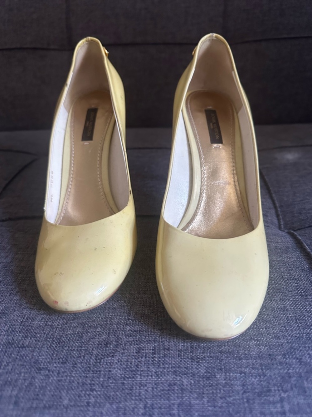 Louis Vuitton Yellow Patent Leather Padlock Stiletto Heels 39 Authentic - Picture 7 of 11